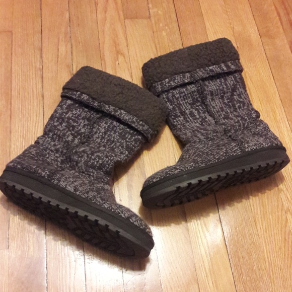 Skechers Shoes - MOVING SALE SKECHERS boots